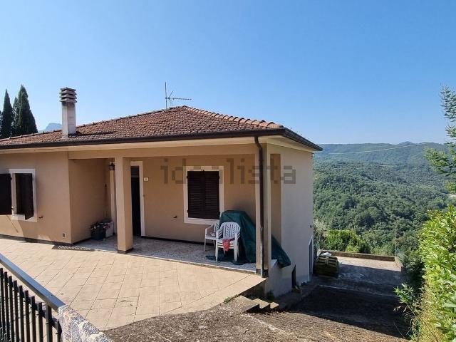 Villetta indipendente in vendita di 240 m²