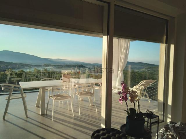 Villetta indipendente in vendita di 240 m²