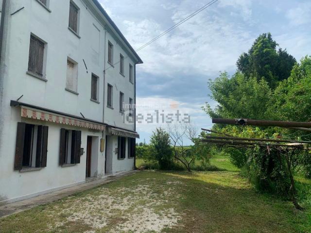 Villetta indipendente in vendita di 240 m²