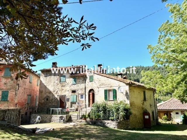 Villetta indipendente in vendita di 240 m²