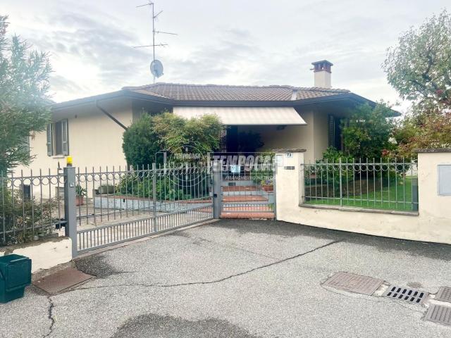 Villetta indipendente in vendita di 240 m²