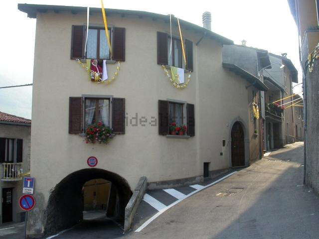 Villetta indipendente in vendita di 240 m² in Via Campello, 5