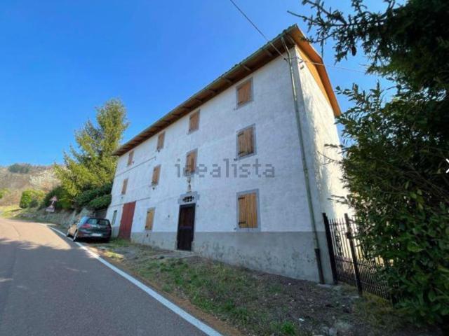 Villetta indipendente in vendita di 240 m² in Via Canevaccia