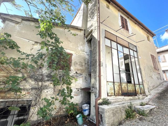 Villetta indipendente in vendita di 240 m² in Via Arnaldo da Brescia