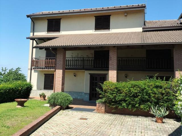 Villetta indipendente in vendita di 240 m² in Via Giuseppe Saracco, 28