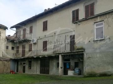 Villetta indipendente in vendita di 240 m² in Via Gian Battista Binello