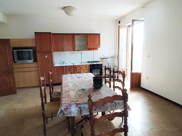 Villetta indipendente in vendita di 240 m² in Via Europa
