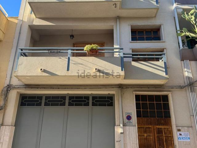 Villetta indipendente in vendita di 240 m² in Via IV Novembre, 223