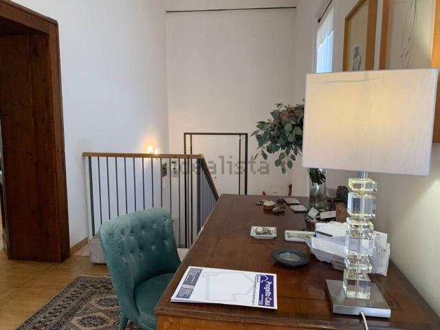 Villetta indipendente in vendita di 240 m² in Via Mascheraio