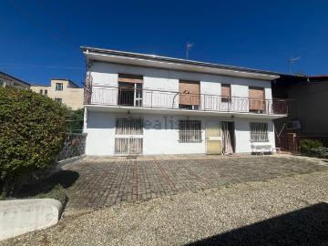 Villetta indipendente in vendita di 240 m² in Via Solferino, 18
