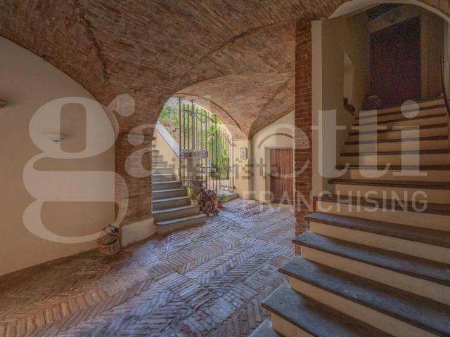 Villetta indipendente in vendita di 240 m² in Via San Florido, 29