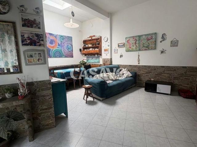 Villetta indipendente in vendita di 240 m² in Via San Salvatore, 21
