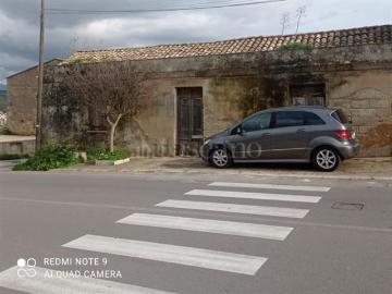 Villetta indipendente in vendita di 240 m² in Via Sicilia