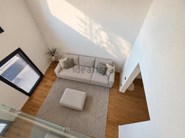 Villetta indipendente in vendita di 240 m² in Via Palandra