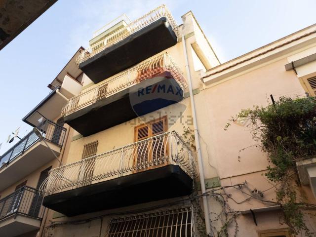 Villetta indipendente in vendita di 240 m² in Via Primolano, 32