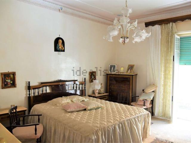 Villetta indipendente in vendita di 240 m² in Via Roma