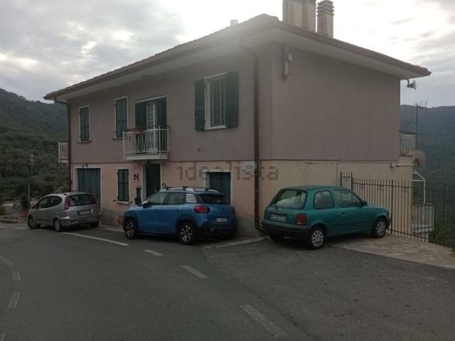 Villetta indipendente in vendita di 240 m² in Via Roma, 1