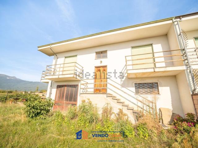 Villetta indipendente in vendita di 240 m² in Via Ripoira, 32