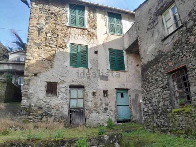 Villetta indipendente in vendita di 240 m² in Via Valletto, 1