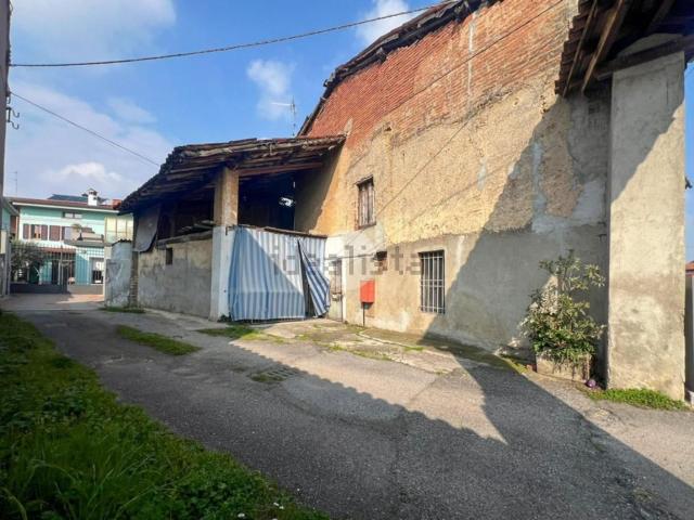 Villetta indipendente in vendita di 240 m² in Via X Giornate, 9