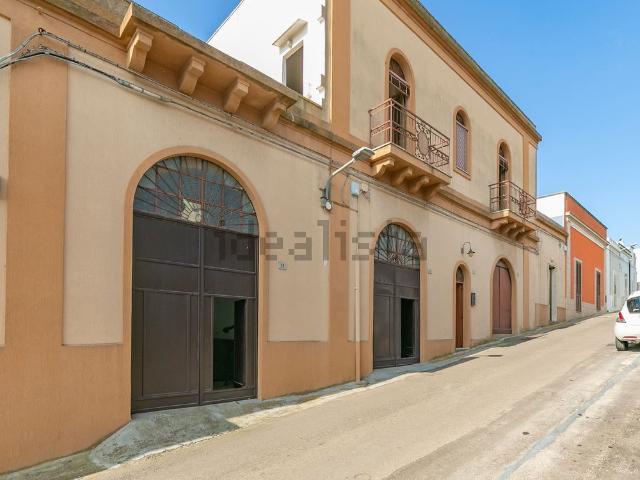 Villetta indipendente in vendita di 240 m² in Via Zara, 11