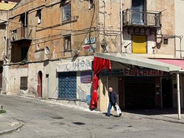 Villetta indipendente in vendita di 240 m² in Corso Calatafimi, 925