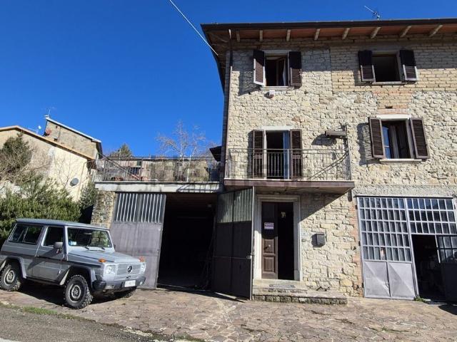 Villetta indipendente in vendita di 240 m² in Località Biforco, 39