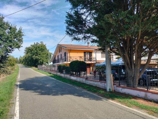 Villetta indipendente in vendita di 240 m² in Strada Comunale della Boarina, 72