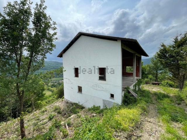 Villetta indipendente in vendita di 240 m² in Strada Doglio, 2