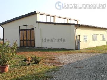 Villetta indipendente in vendita di 240 m² in Strada Statale 9 Via Emilia