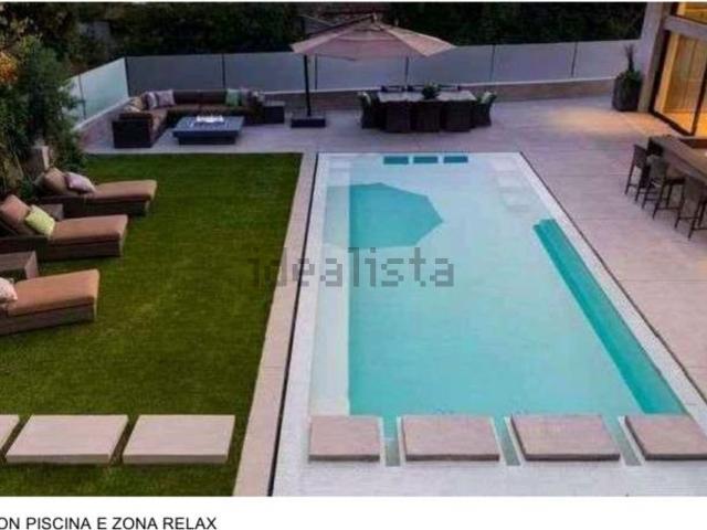 Villetta indipendente in vendita di 241 m²