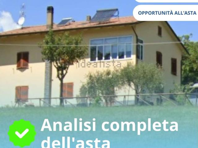 Villetta indipendente in vendita di 241 m² in Via Giardino, 19