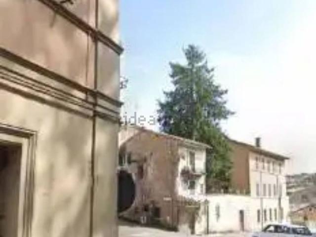 Villetta indipendente in vendita di 241 m² in Via della Stazione