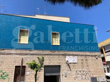 Villetta indipendente in vendita di 241 m² in Via Imperatore Augusto, 3