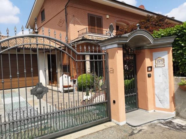 Villetta indipendente in vendita di 241 m² in Via Sommariva, 55