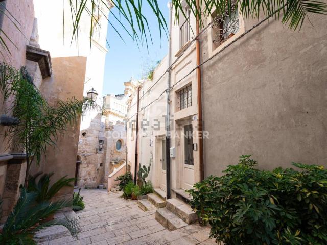 Villetta indipendente in vendita di 241 m² in Salita Commendatore, 16