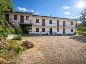 Villetta indipendente in vendita di 242 m² in Via Nuova, 15