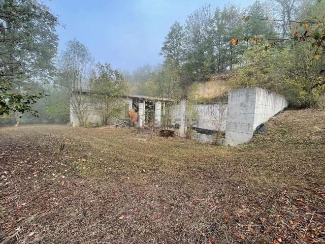 Villetta indipendente in vendita di 242 m² in Strada Senza Nome