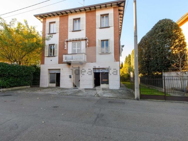 Villetta indipendente in vendita di 243 m² in Via Daria Malaguzzi, 19