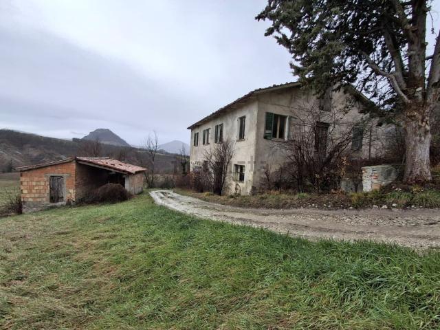 Villetta indipendente in vendita di 244 m² in Via Ca&apos  Merlucci, 16