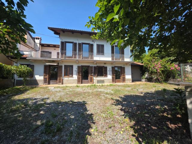 Villetta indipendente in vendita di 244 m² in Via Macallè, 9