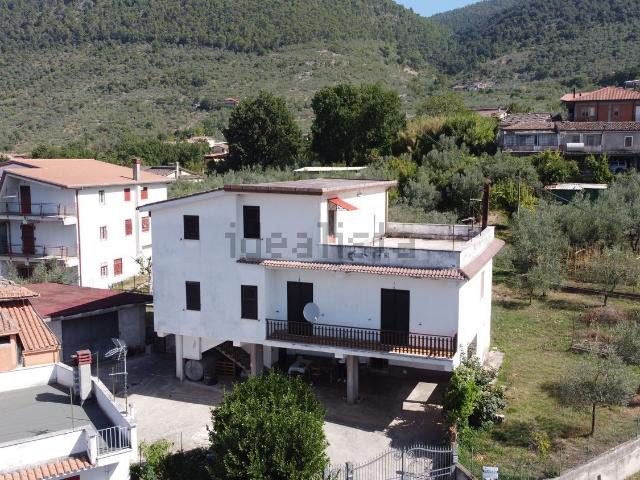 Villetta indipendente in vendita di 245 m² in Via Fontana Scurano, 5