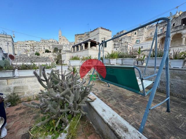 Villetta indipendente in vendita di 245 m² in Via Fiorentini