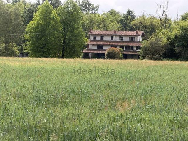 Villetta indipendente in vendita di 245 m² in Via Molisa, 2