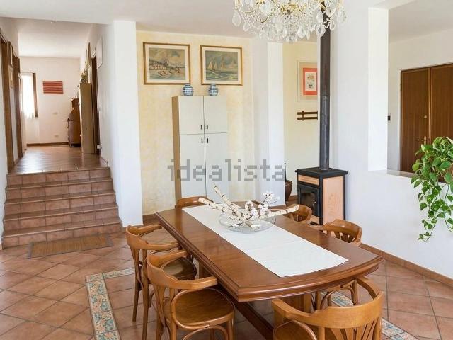 Villetta indipendente in vendita di 245 m² in Via Ponzò