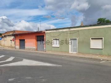 Villetta indipendente in vendita di 245 m² in Corso Umberto, 5
