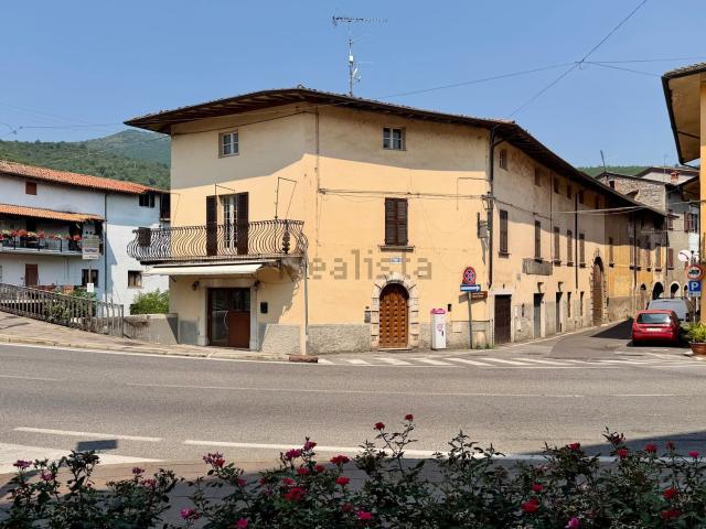 Villetta indipendente in vendita di 245 m² in Largo Ponte, 7