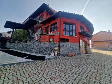 Villetta indipendente in vendita di 245 m² in Località Re