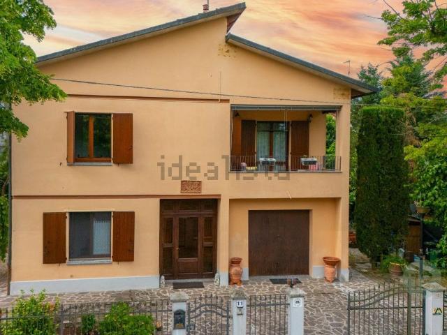 Villetta indipendente in vendita di 245 m² in Piazza Delia Gasparini, 12