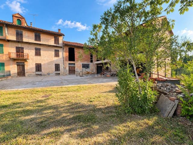 Villetta indipendente in vendita di 246 m² in Via per Cortazzone, 8
